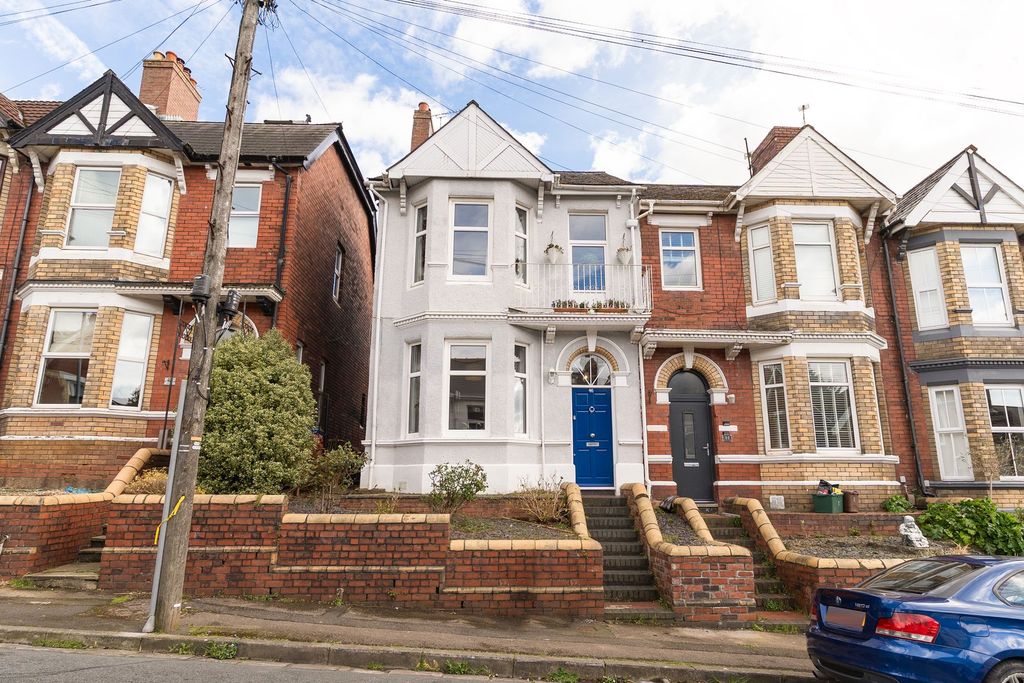 4 bed semi-detached house for saleColdra Road, Newport NP20