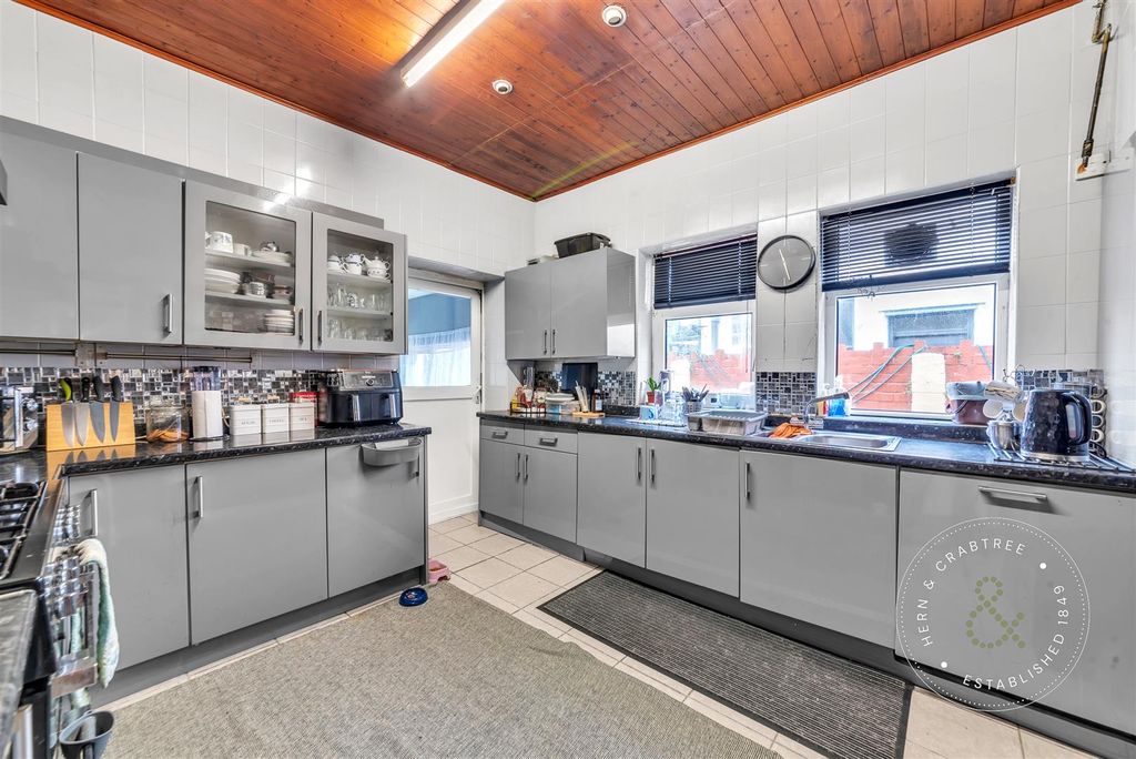 Additional image 6 of 4 bed terraced house for saleAlbany Road, Cardiff CF24
