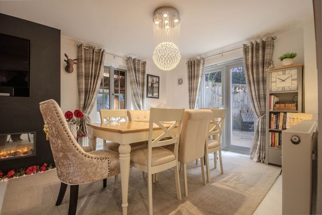 Additional image 10 of 5 bed detached house for saleFisher Hill Way, Cardiff CF15