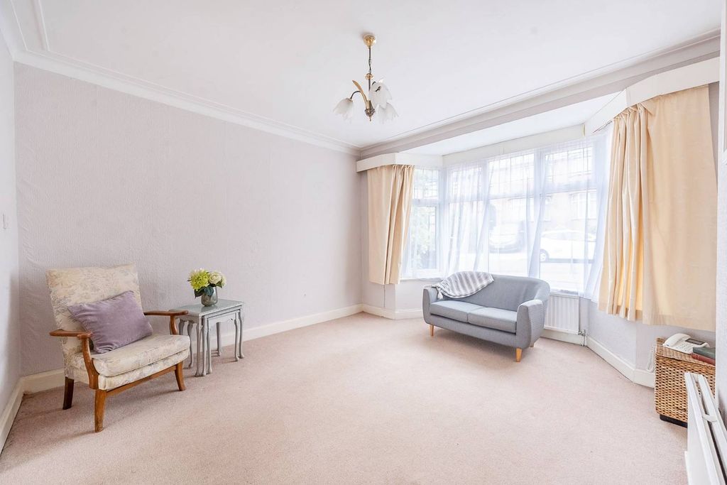 Additional image 15 of 8 bed semi-detached house for saleLodore Gardens, Kingsbury, London NW9
