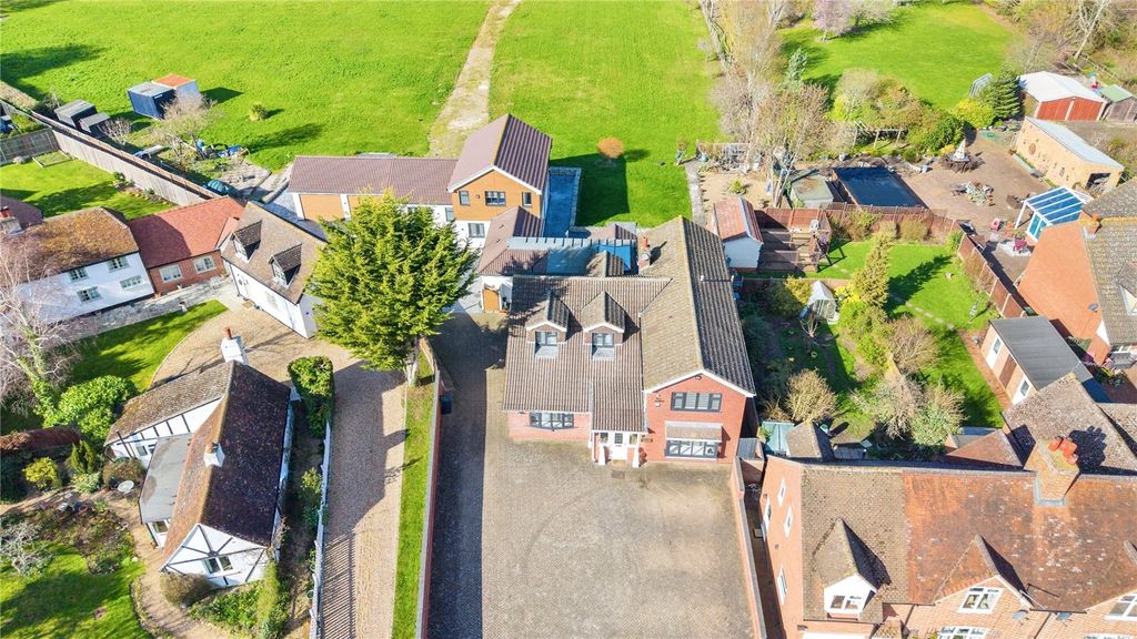 Additional image 46 of 8 bed detached house for saleGreen End Road, Bedford, Bedfordshire MK43