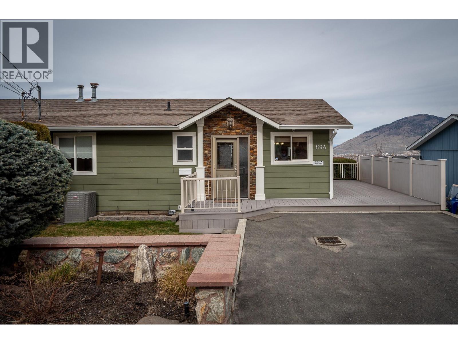 694&696 Lombard Street, Kamloops, BC, V2C5W6