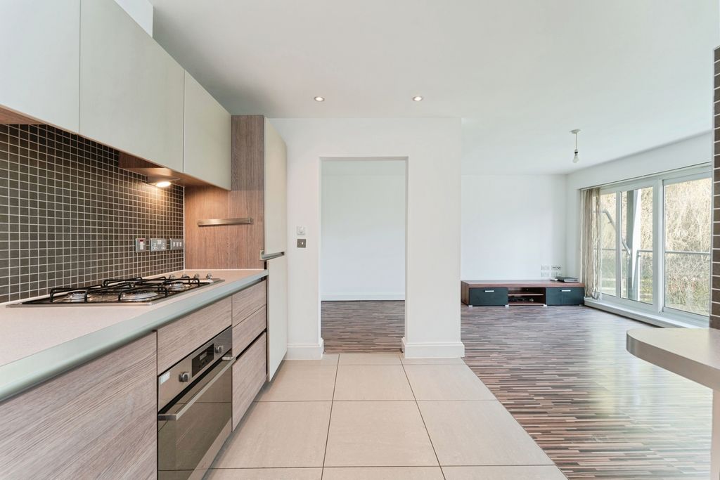 Additional image 4 of 2 bed flat for salePepys Court, Cambridge, Cambridgeshire CB4
