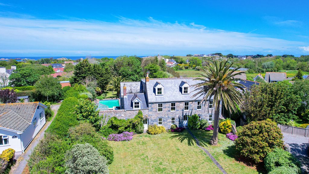 5 bed property for saleLe Marais, Vale, Guernsey GY3