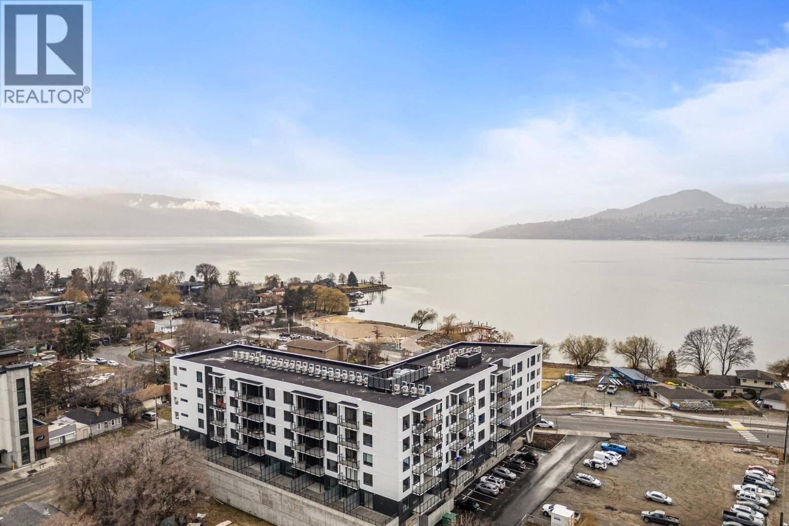 Additional image 7 of 204-3051 Abbott Street, Kelowna, BC, V1Y1G9