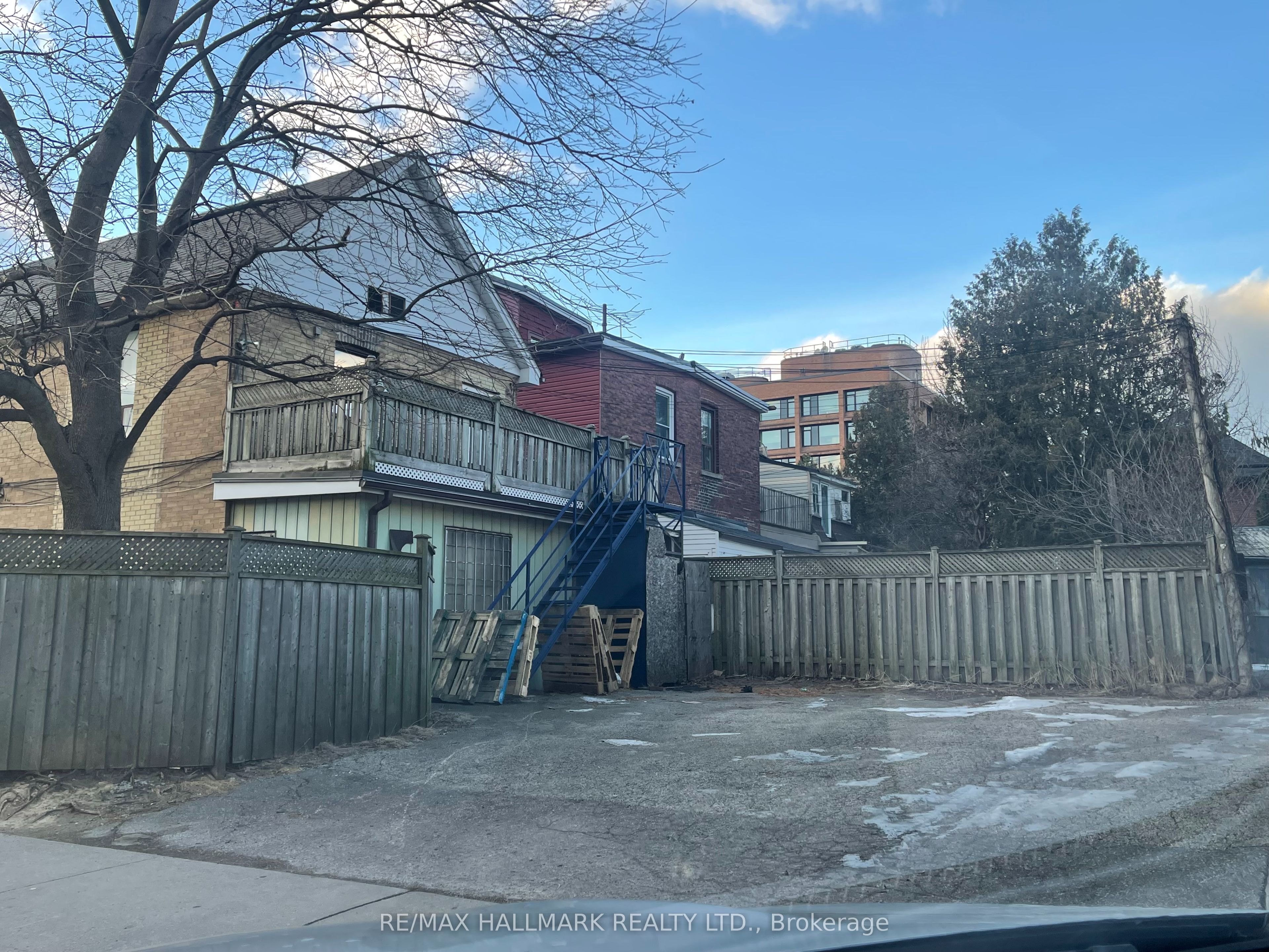 675 Broadview Avenue, Toronto, ON, M4K 2P4 photo 4