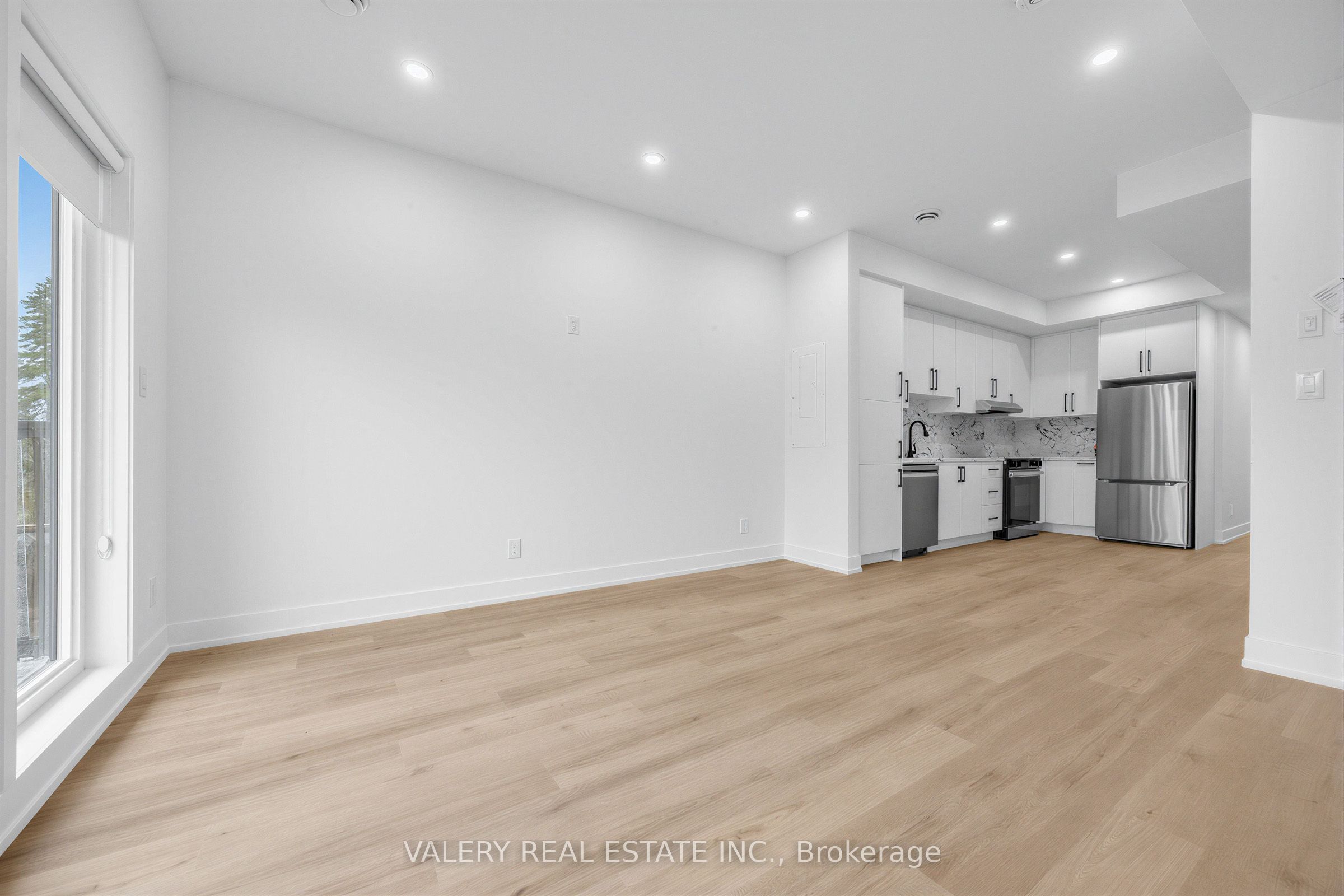 Additional image 4 of B-1115 Islington Avenue, Toronto, ON, M8Z 4S3