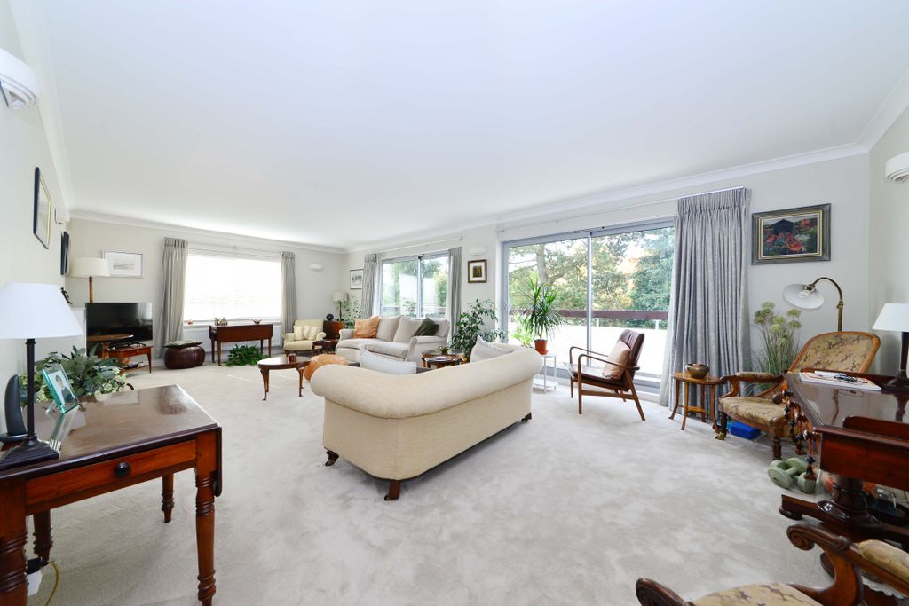 Additional image 3 of 3 bed flat for salePetersham Place, Edgbaston B15