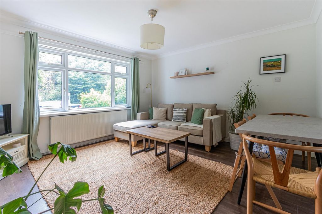 Additional image 2 of 2 bed flat for saleCastle Hill, St. Fagans, Cardiff CF5