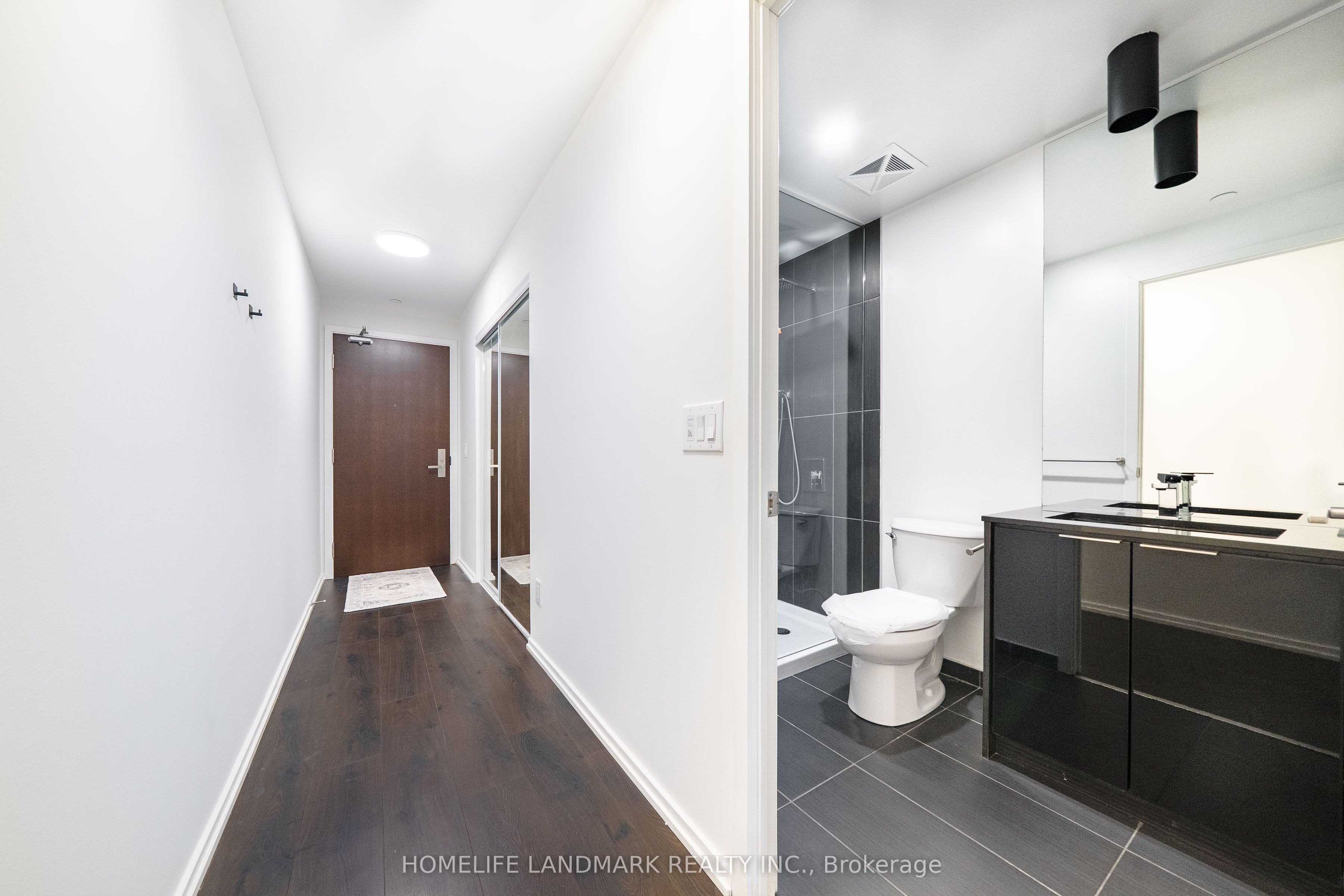Additional image 3 of 1611-70 Temperance Street, Toronto, ON, M5H 4E8