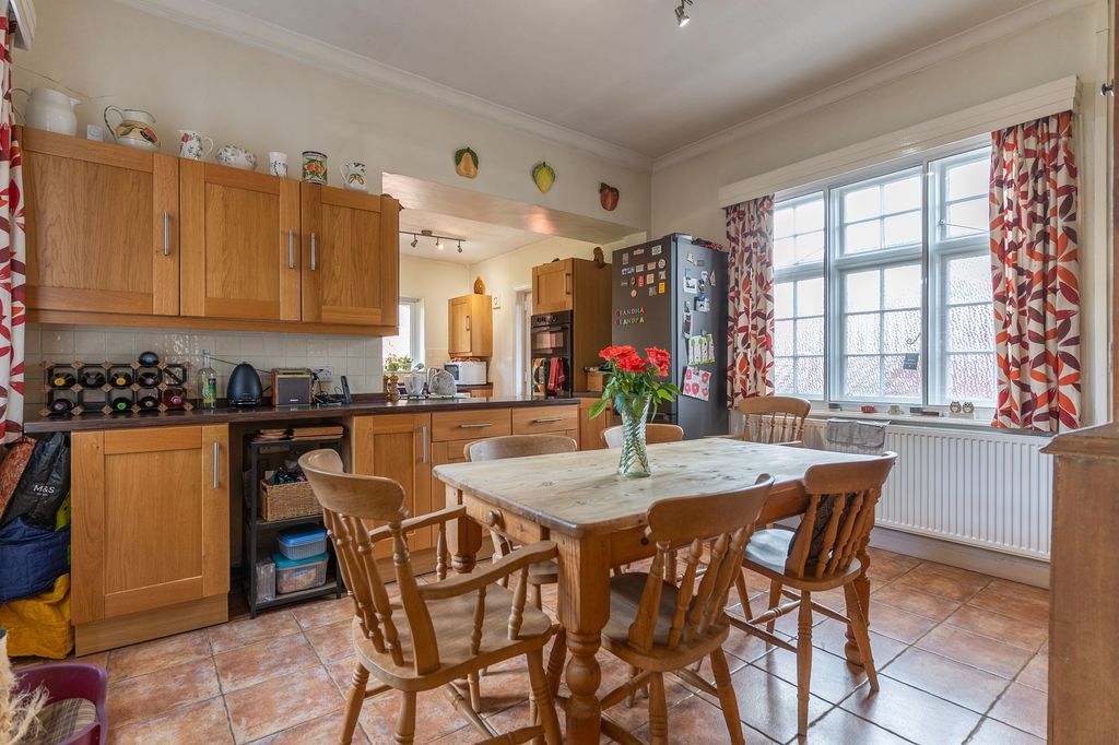 Additional image 5 of 6 bed semi-detached house for saleOakfield Road, Newport NP20