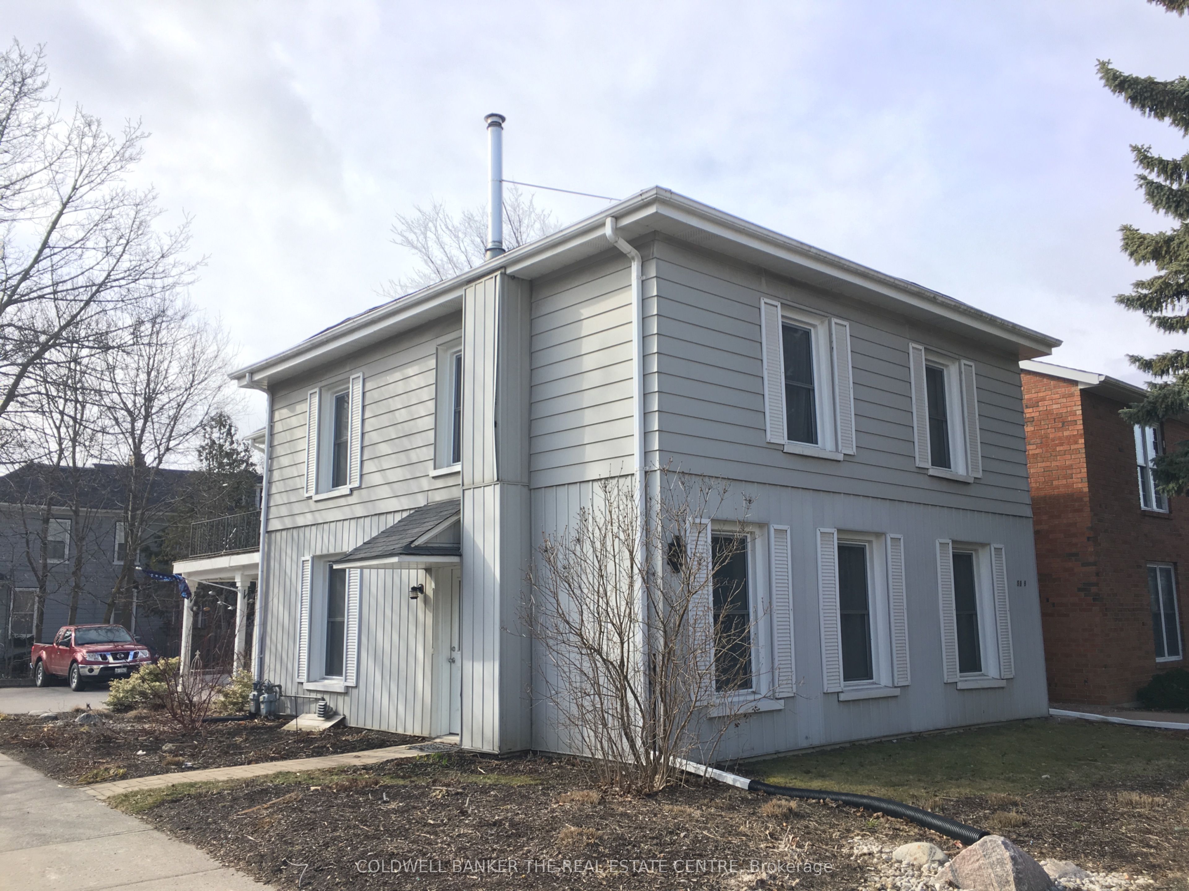 Upper-59B Wellington Street E, Aurora, ON, L4G 1H6