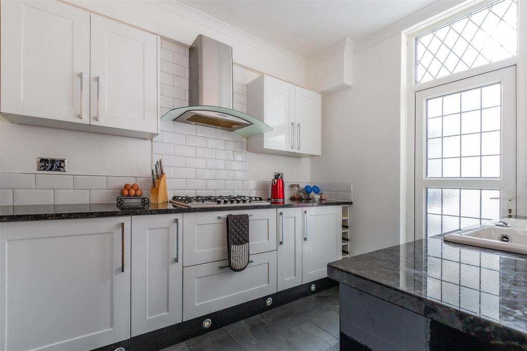 Additional image 21 of 3 bed semi-detached house for saleBarons Court Road, Penylan, Cardiff CF23
