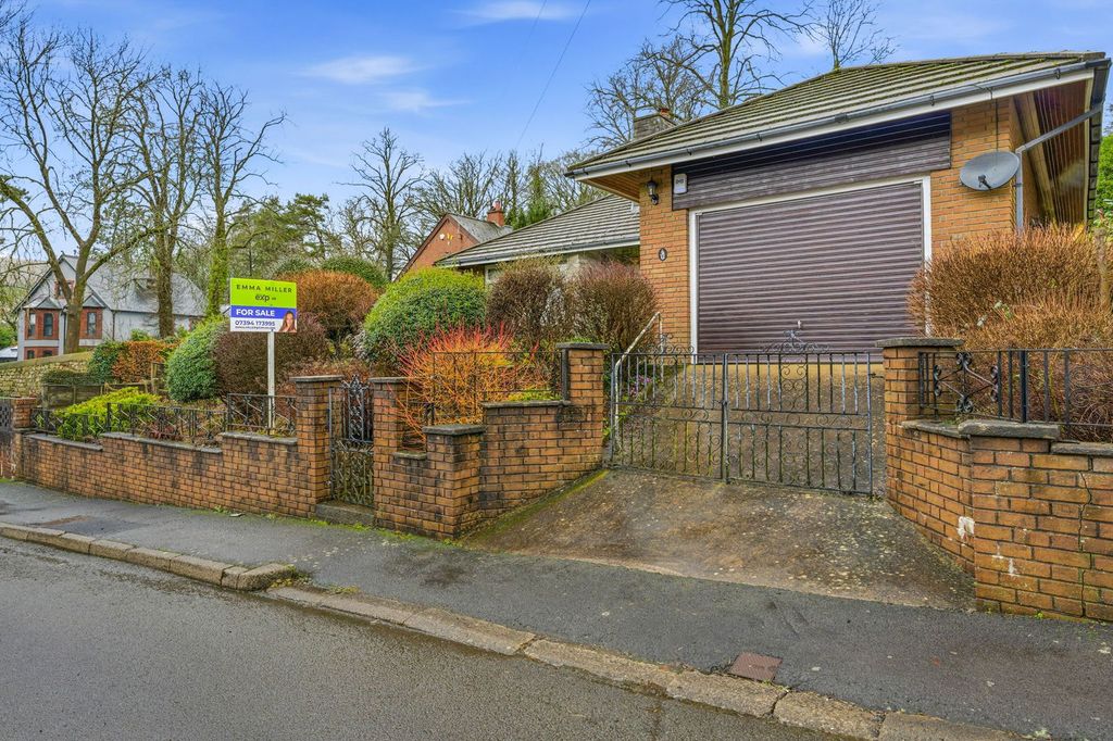 Additional image 2 of 2 bed bungalow for salePark Gardens, Blaenavon NP4