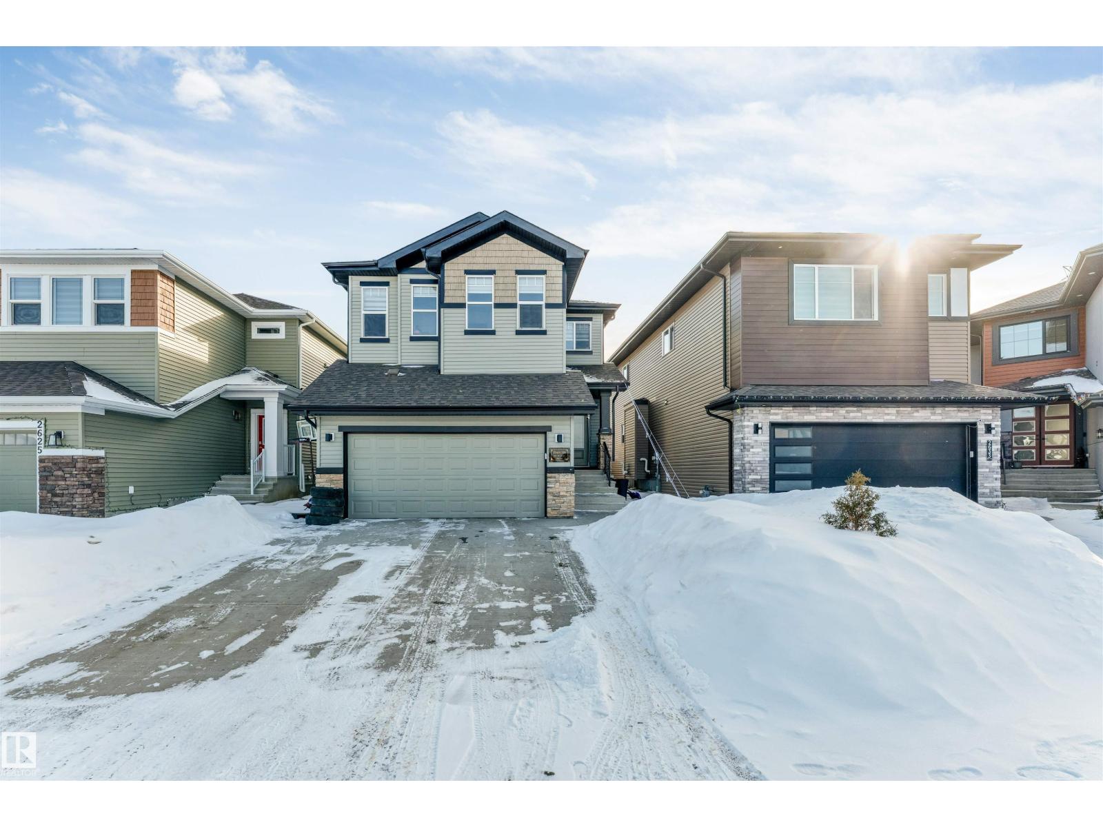 2629 15a Avenue NW, Edmonton, AB, T6T2T7