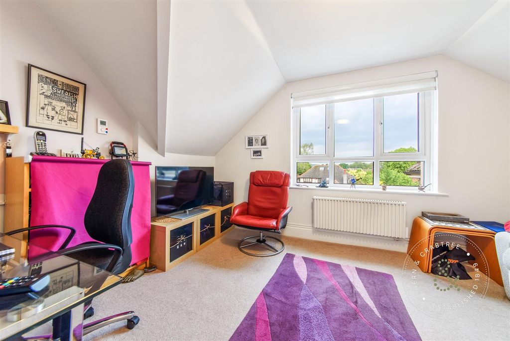Additional image 7 of 3 bed flat for saleSilverton, Fairwater Road, Llandaff, Cardiff CF5