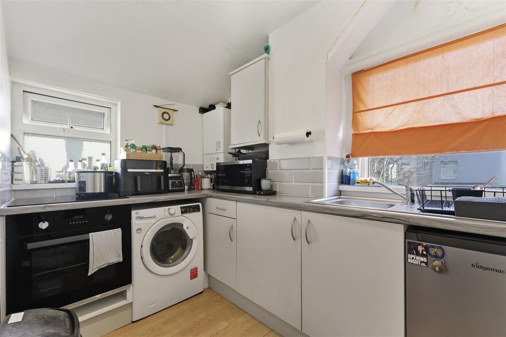 Additional image 10 of 4 bed terraced house for saleWoodville Road, Cardiff CF24