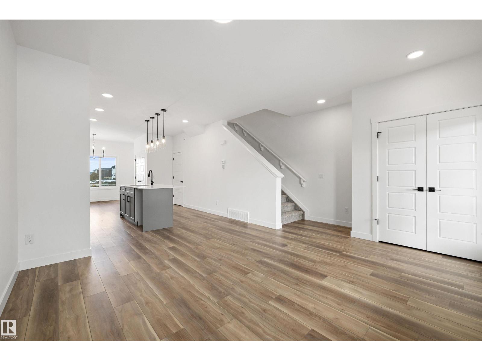 Additional image 5 of 606 176 Avenue NE, Edmonton, AB, T5Y4J9