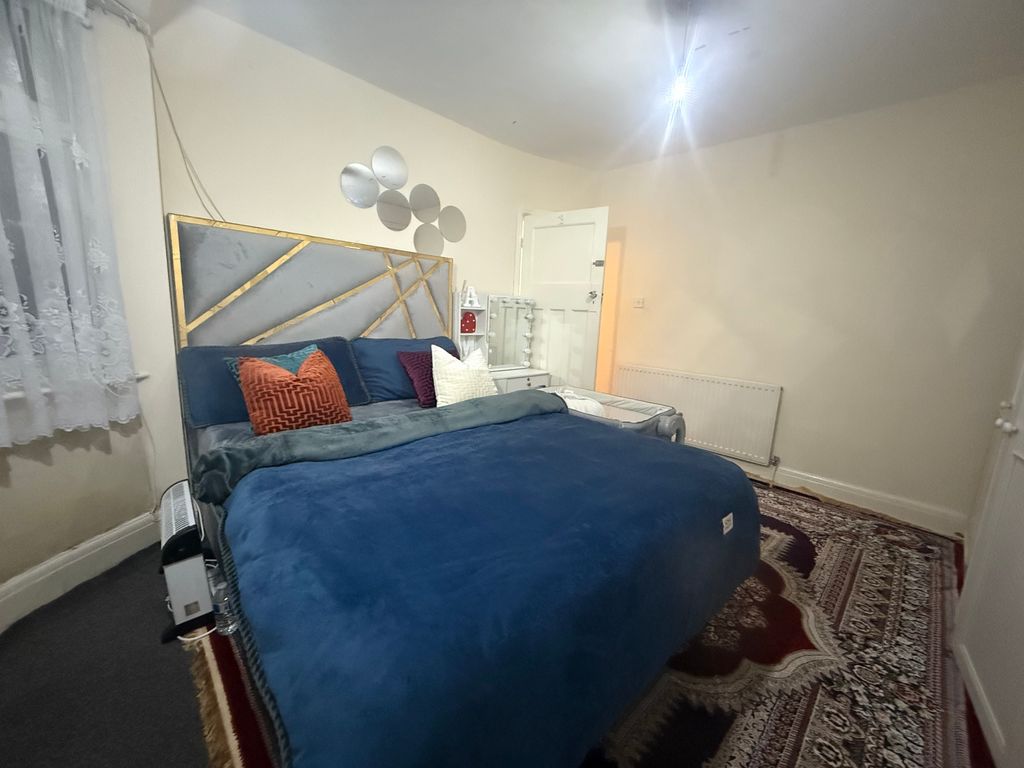 Additional image 8 of 3 bed end terrace house for saleWakemans Hill Avenue, London NW9
