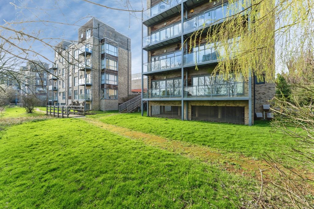 Additional image 26 of 2 bed flat for salePepys Court, Cambridge, Cambridgeshire CB4