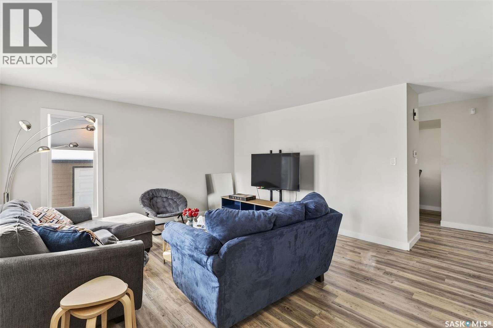 Additional image 3 of 102-104 Hedley Street, Saskatoon, SK, S7N4G4
