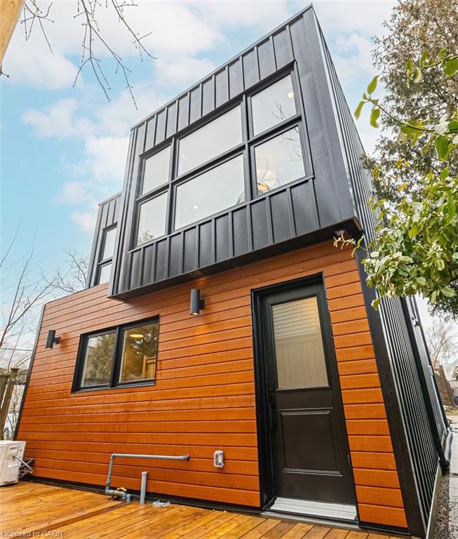 LANEWAY-58 East 24th Street, Hamilton, ON, L8V 2X7