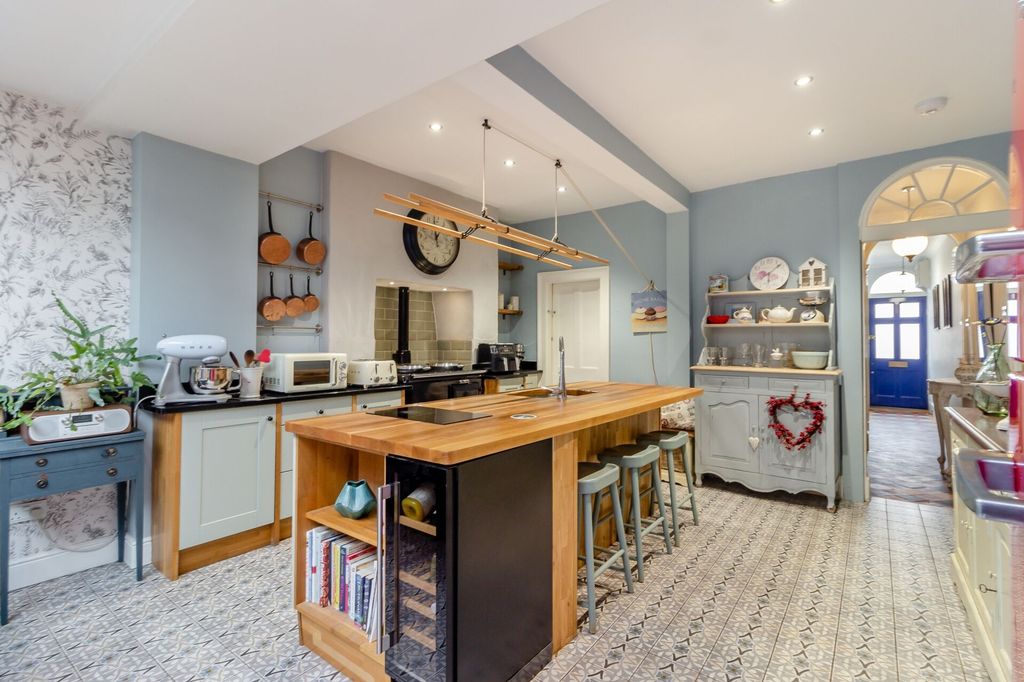Additional image 2 of 4 bed terraced house for saleSt. James Street, Monmouth NP25