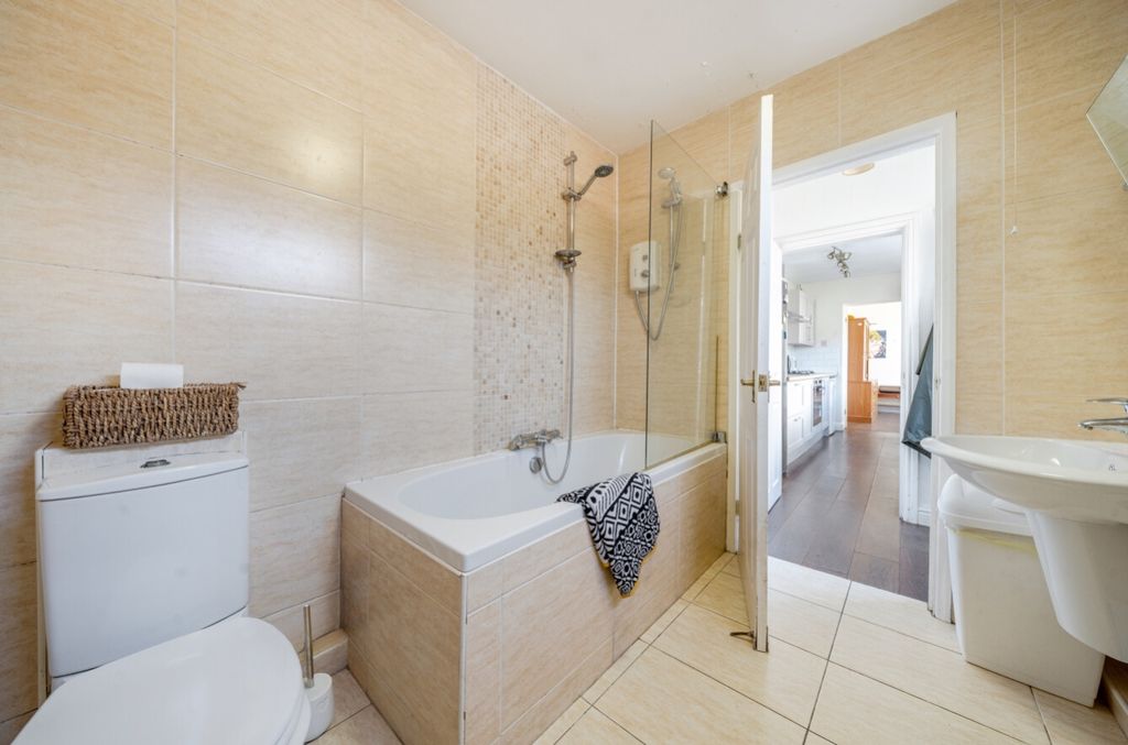 Additional image 10 of 3 bed terraced house for saleSewells Walk, Lincoln, Lincolnshire LN5