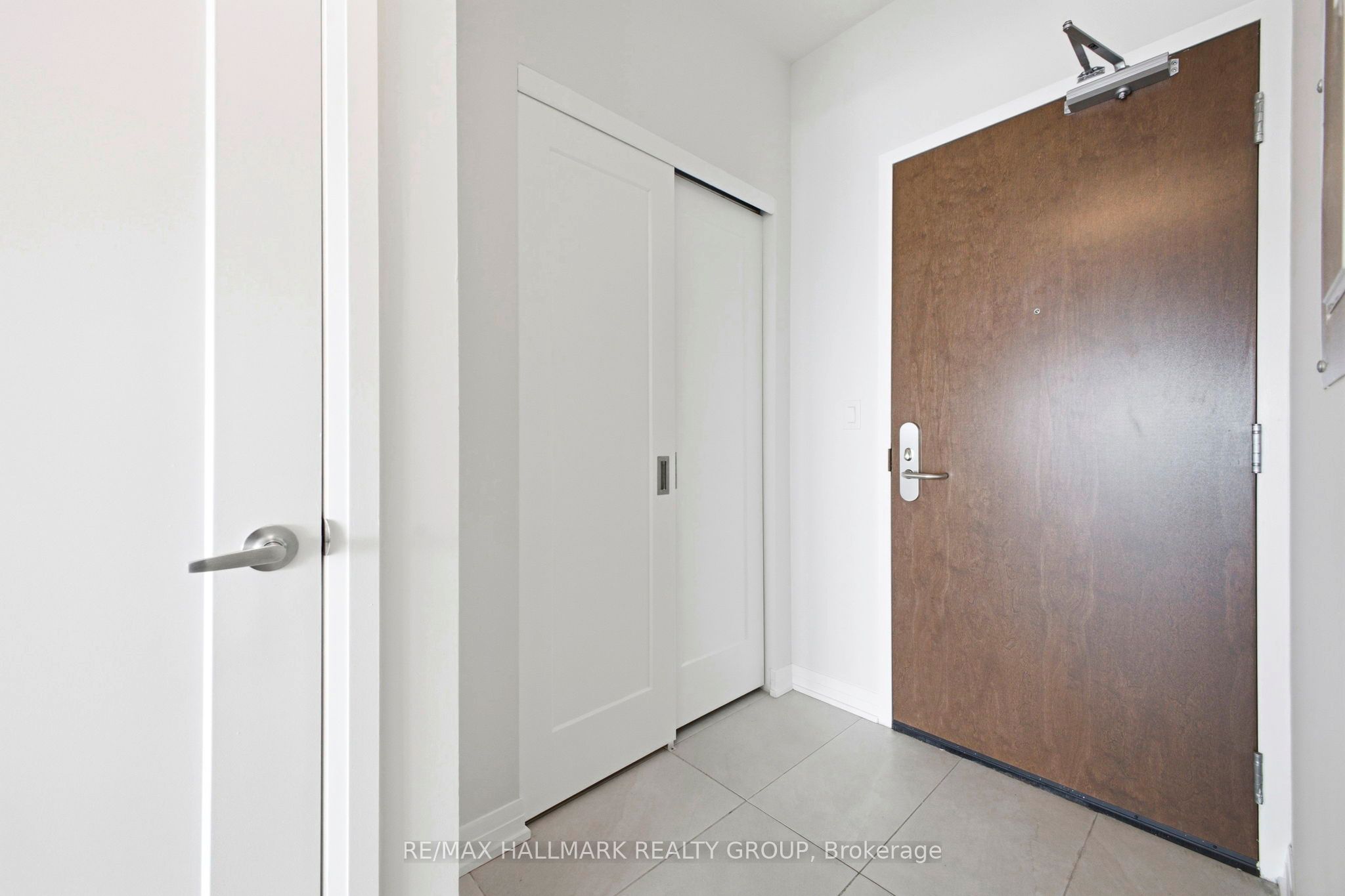Additional image 5 of 3703-805 Carling Avenue, Ottawa, ON, K1S 5W9