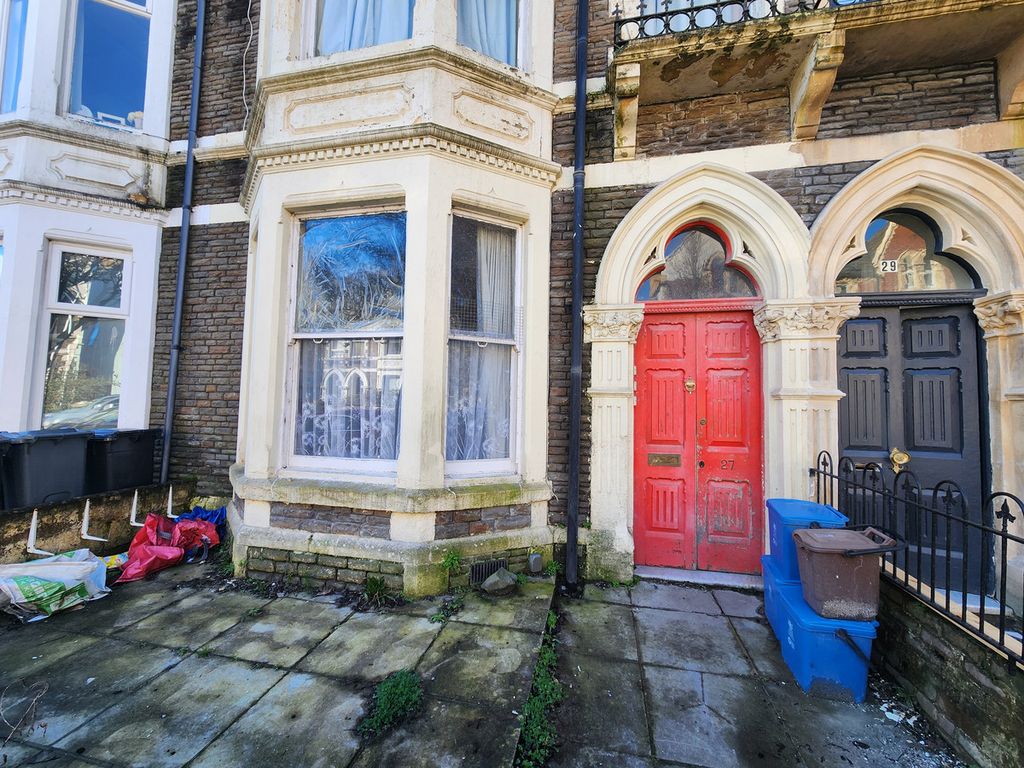 Additional image 2 of 2 bed flat for saleConnaught Road, Cardiff CF24