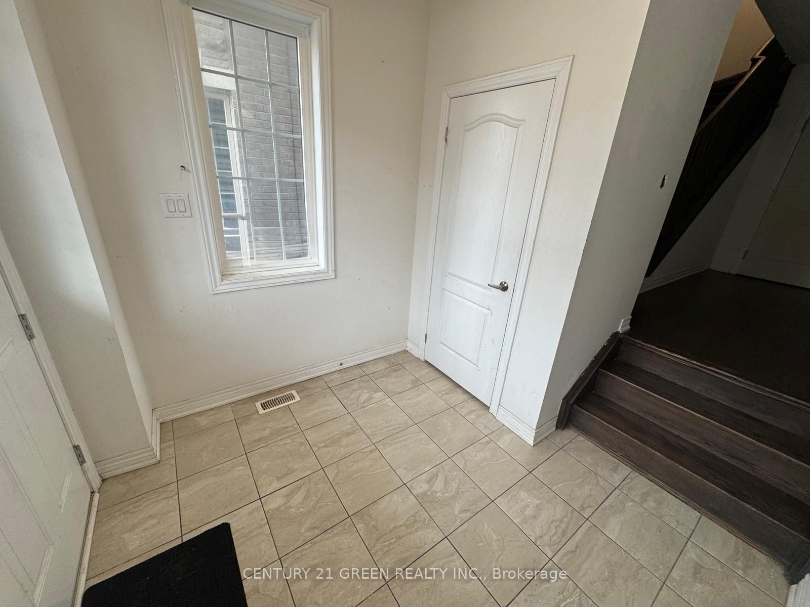 Additional image 2 of Upper-51 Hashmi Place, Brampton, ON, L6Y 6J9