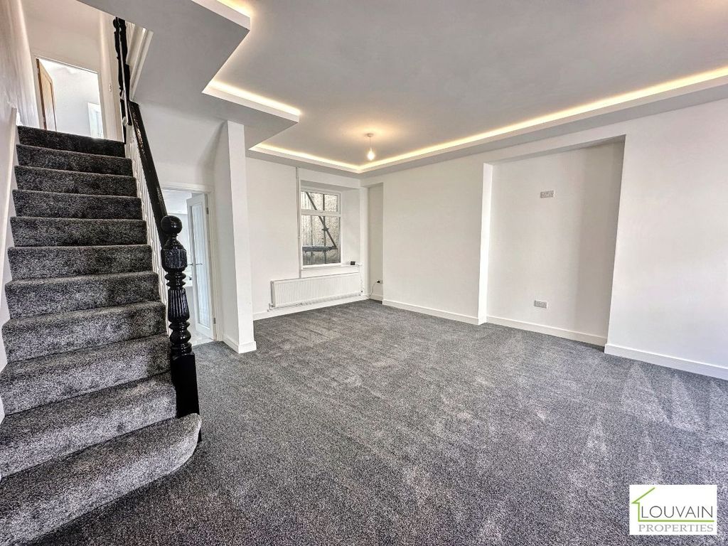 Additional image 2 of 4 bed terraced house for saleAlexandra Street, Ebbw Vale NP23