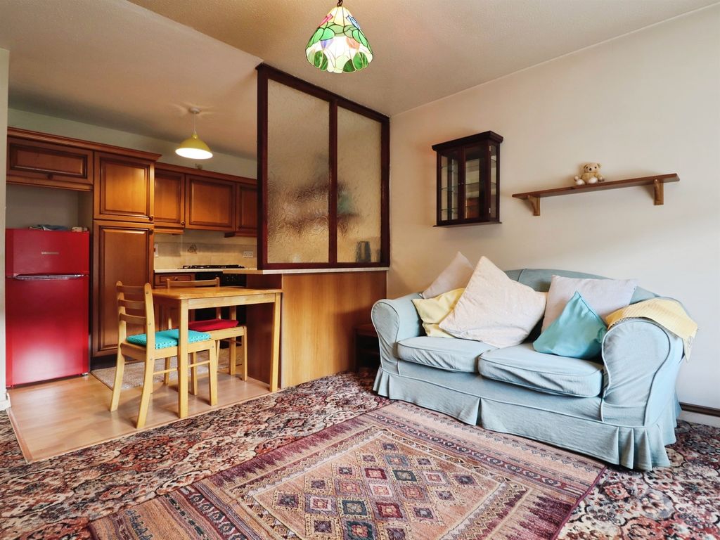 Additional image 14 of 2 bed flat for saleLoftus Street, Cardiff CF5