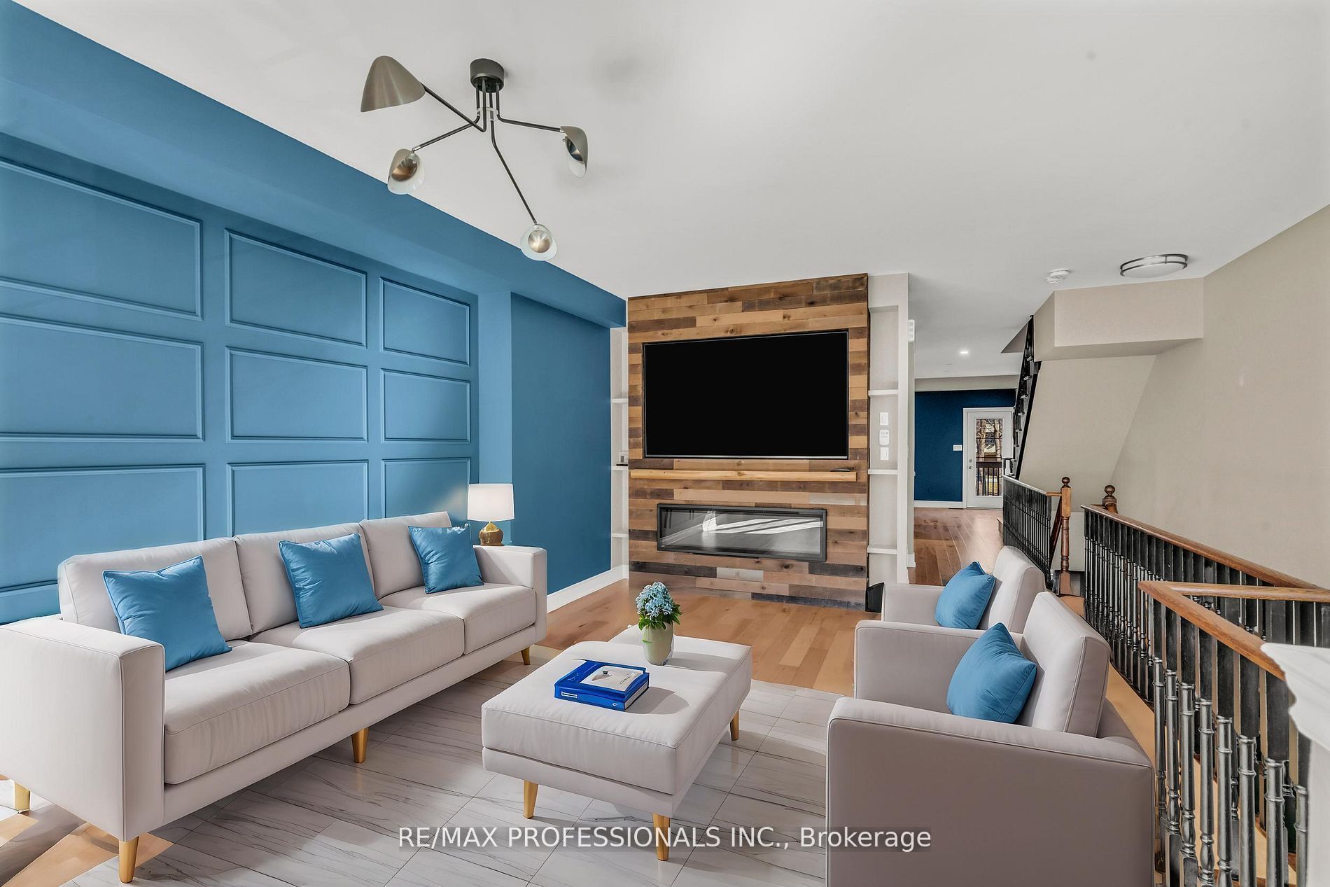 Additional image 4 of 74 Dryden Way, Toronto, ON, M9R 0B2