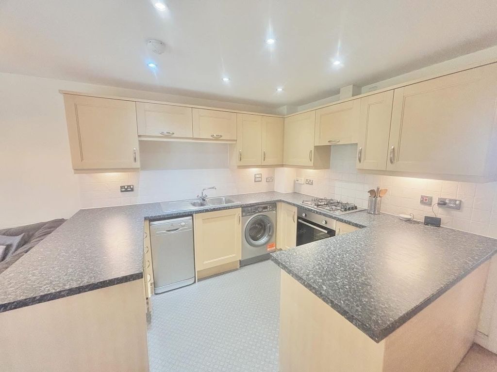 Additional image 5 of 2 bed flat for saleClive Road, Canton, Cardiff CF5