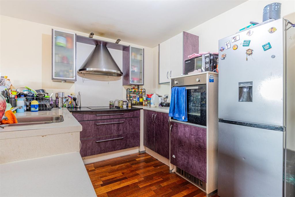 Additional image 2 of 2 bed flat for saleHenke Court, Atlantic Wharf, Cardiff Bay CF10