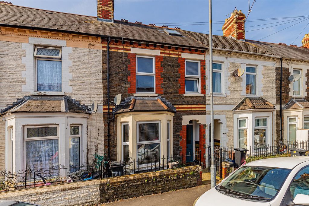 3 bed terraced house for saleAngus Street, Roath, Cardiff CF24