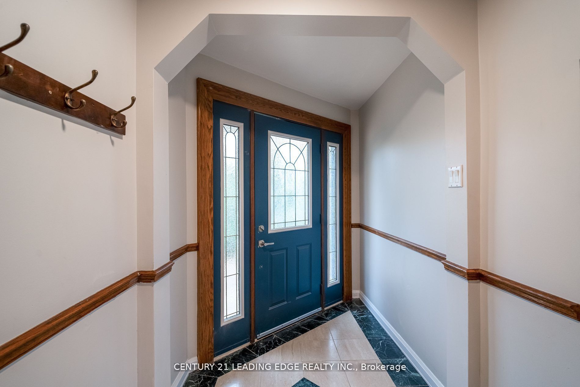 Additional image 2 of 393 Canal Road, Bradford West Gwillimbury, ON, L3Z 2A6