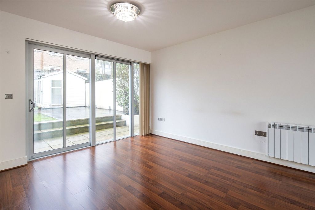 Additional image 4 of 2 bed detached house for saleSacre Coeur Cottages, Rouge Bouillon, St Helier, Jersey JE2