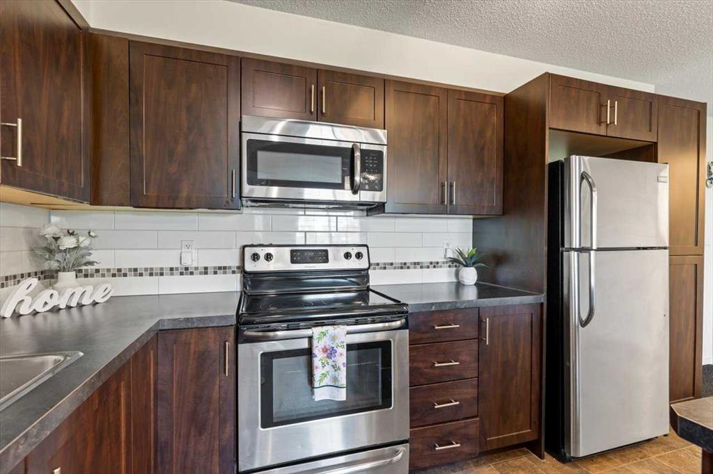 Additional image 6 of 4104-279 Copperpond Common SE, Calgary, AB, T2Z1J5