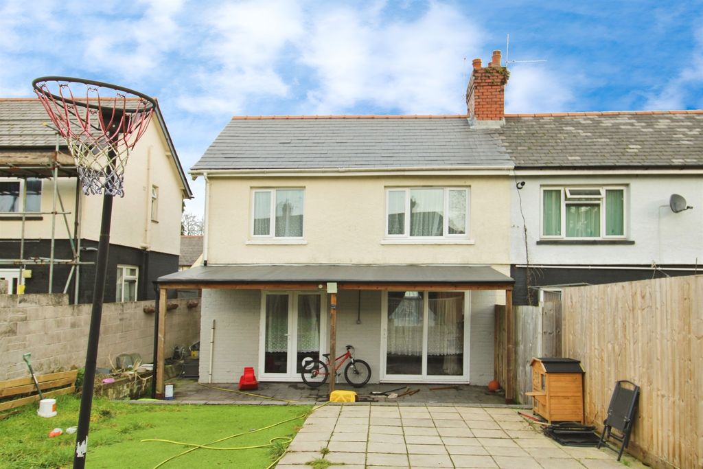 3 bed semi-detached house for saleLlewellyn Avenue, Cardiff CF5