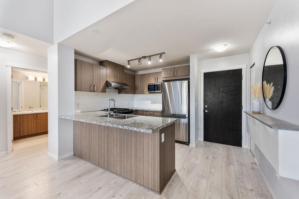 Additional image 4 of 413-3156 Dayanee Springs Boulevard, Coquitlam, BC, V3E 0B7