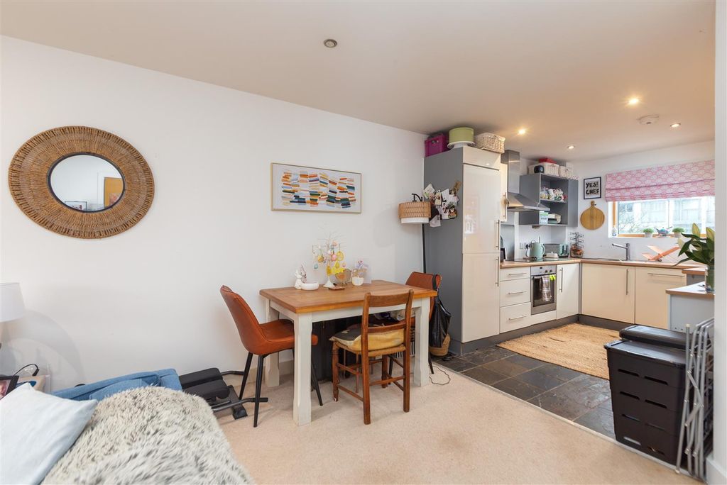 Additional image 3 of 2 bed flat for saleMill Lane, Halton, Lancaster LA2