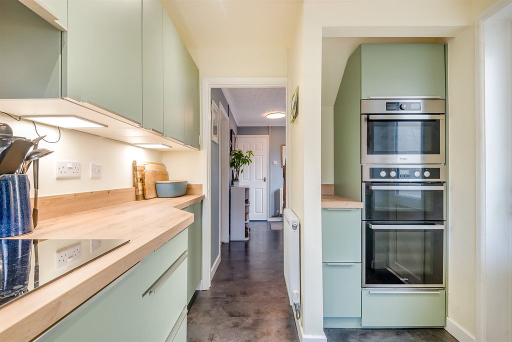 Additional image 9 of 3 bed semi-detached house for saleEastfield Drive, Caerleon, Newport, Newport NP18