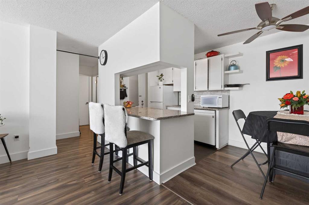 233-1421 7 Avenue NW, Calgary, AB, T2M 3M5