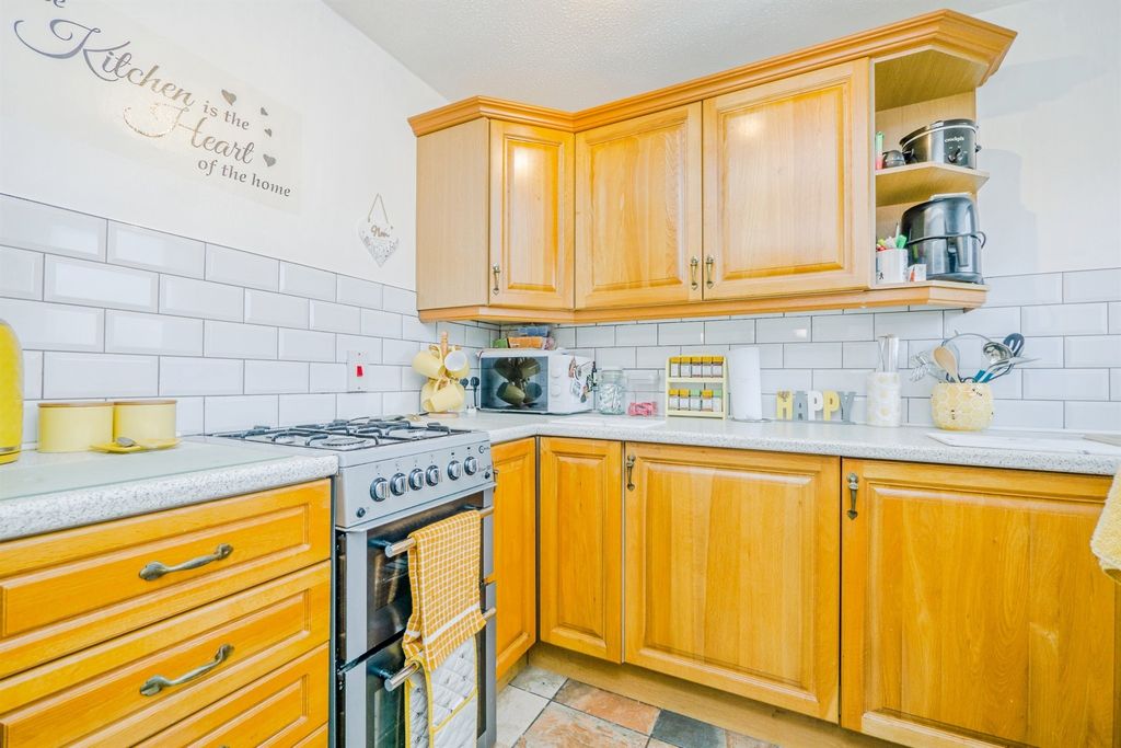 Additional image 3 of 2 bed flat for saleWordsworth Avenue, Roath, Cardiff CF24