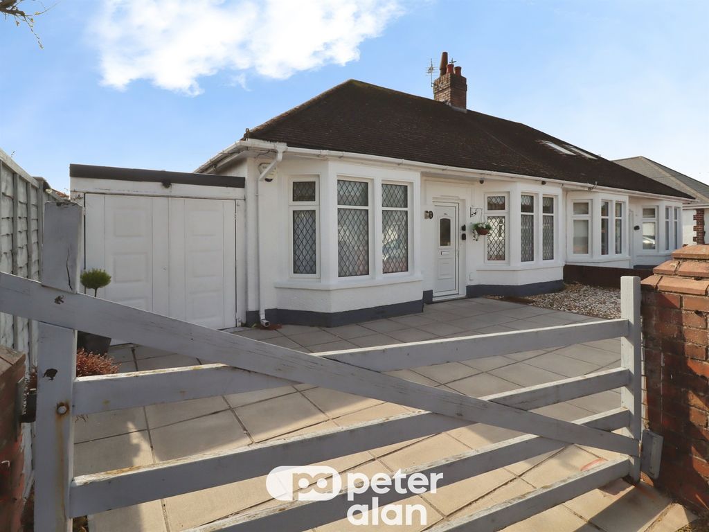 3 bed semi-detached bungalow for saleHeol Nest, Cardiff CF14