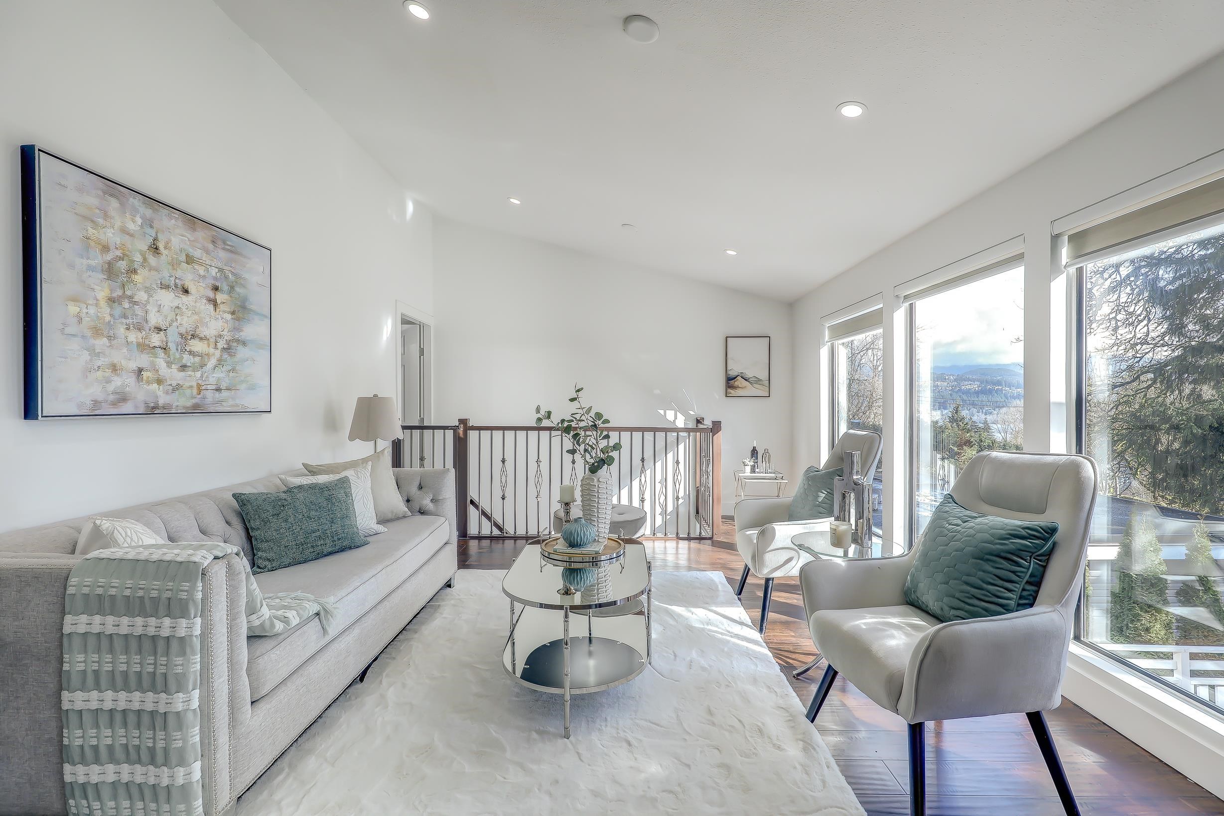 16 Mount Royal Drive, Port Moody, BC, V3H 1P6 photo 2