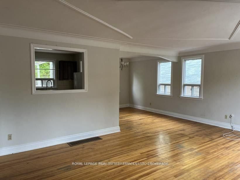 Additional image 4 of 235 Lakeshore Road W, Oakville, ON, L6K 1E9