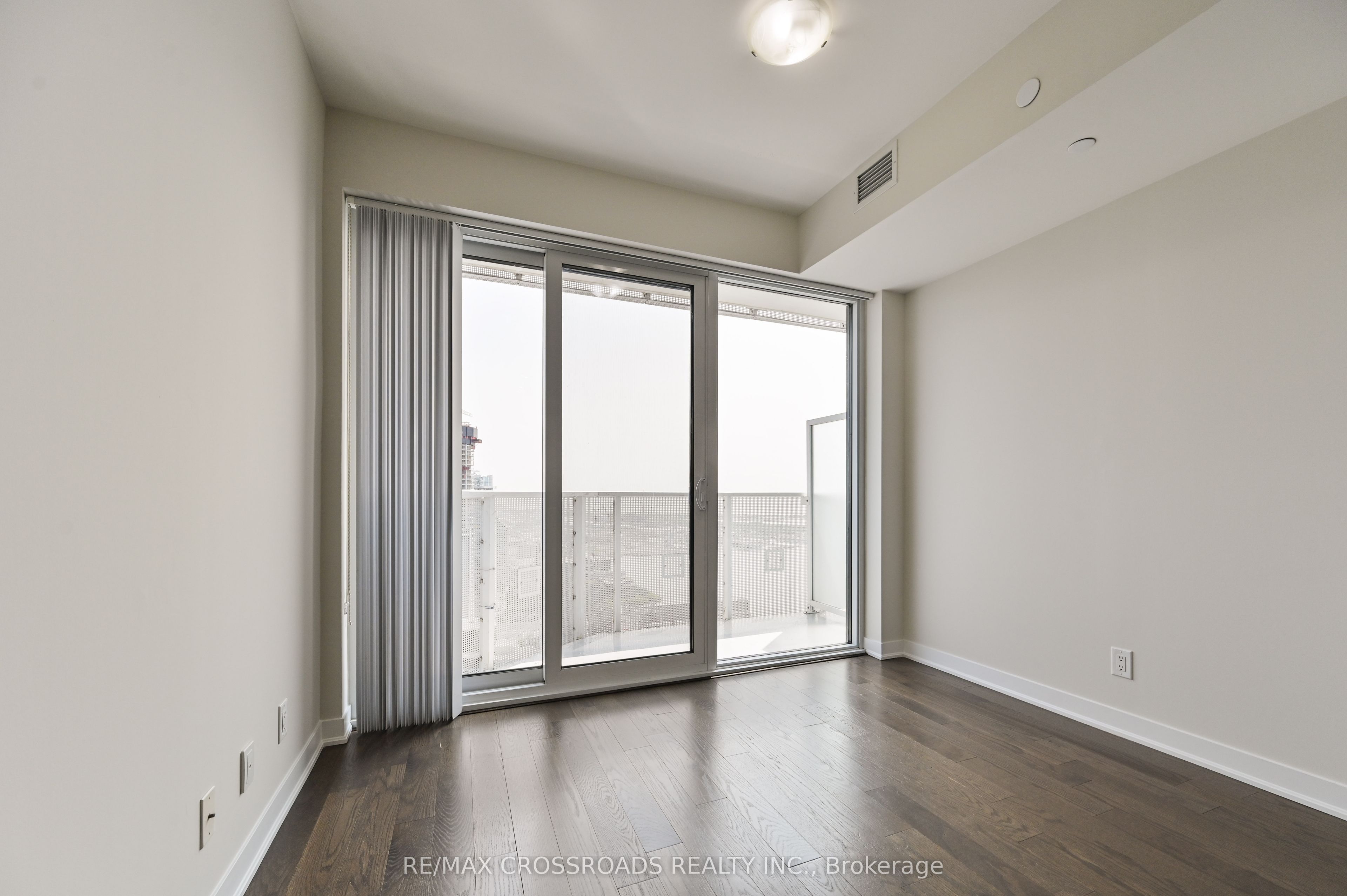 Additional image 4 of 6805-88 Harbour Street, Toronto, ON, M5J 0C3